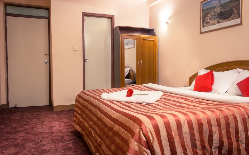 Hotel Kamal Kathmandu Esterno foto
